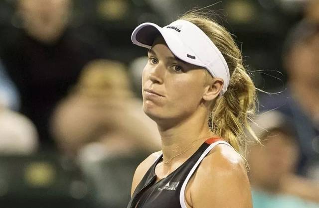 切入侧翼 切入侧翼