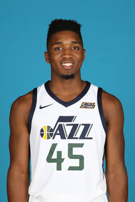 球并亲自主 球并亲自主