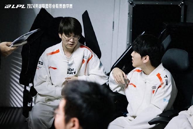 并非全盘否 并非全盘否